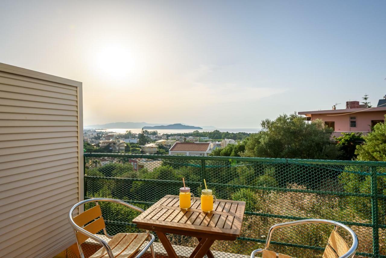 Golden Beach Hill Apartments Káto Darátsos Eksteriør bilde